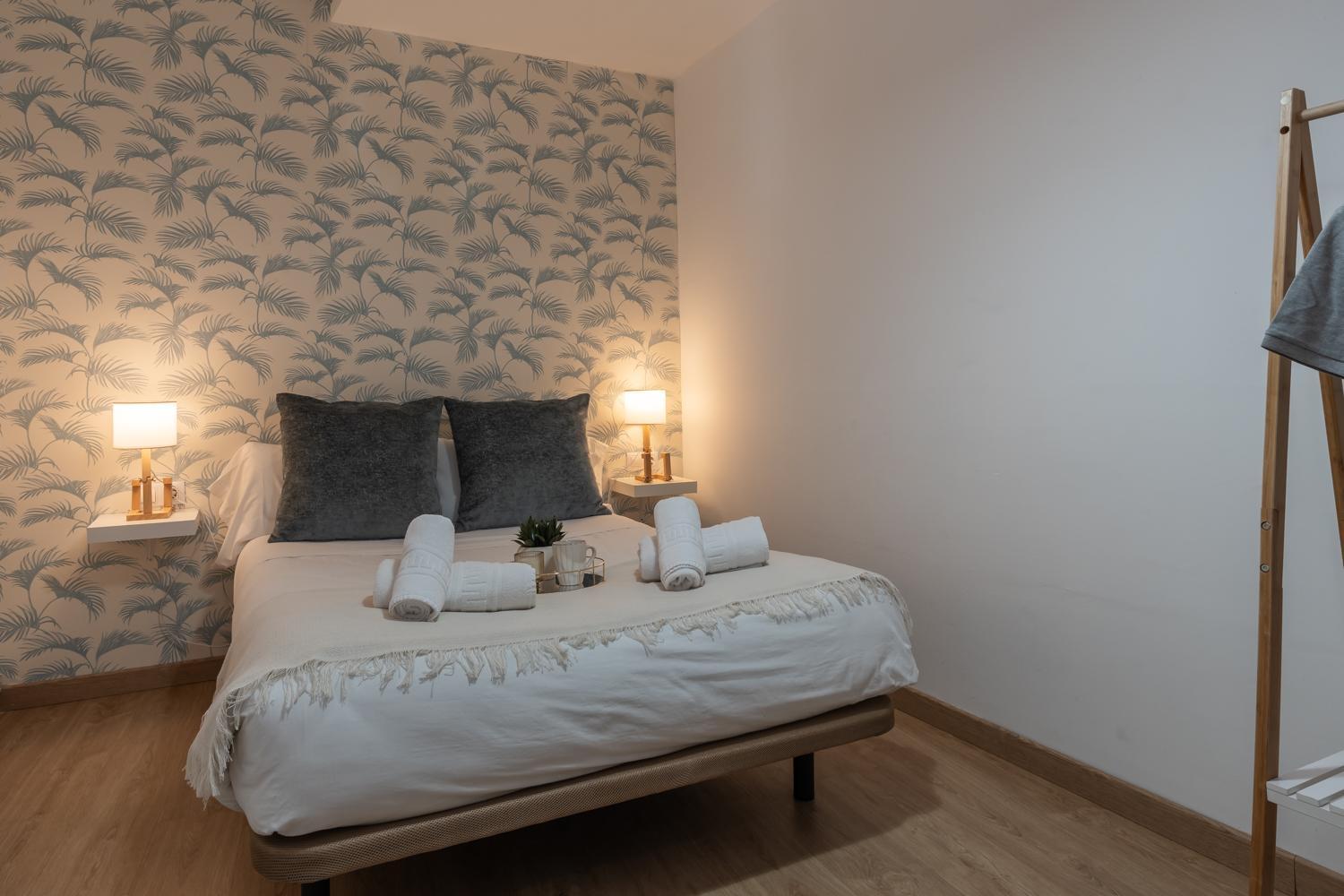 Tuguest Gran Via 42 Apartment *